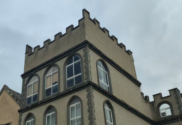 中国新型储能装机破1亿千瓦大关，驶入高质量发展快车道