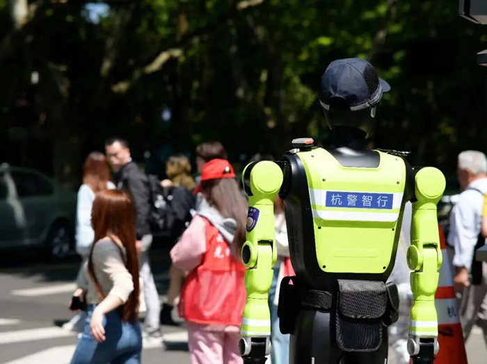 杭州交管机器人中队“五一”成绩单亮眼