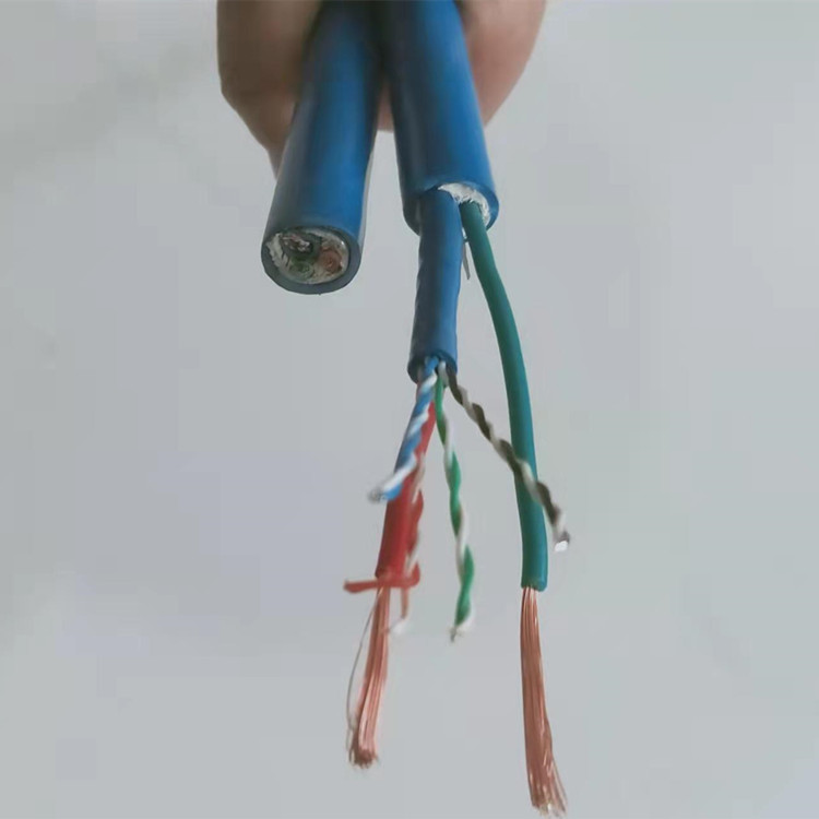 通信电缆和电源线的组合特性