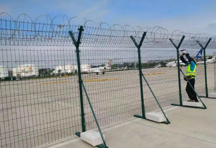 科技安防新视角：防区式振动光纤守护能源场站周界安全